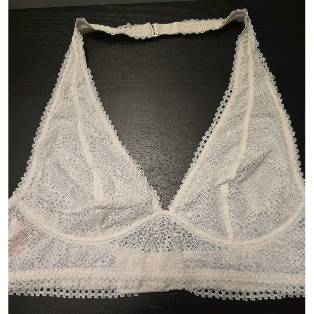 NWT Victorias Secret PINK Med Lace Halter Bralette Bra Wireless White Hook & Eye